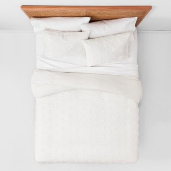 Pom Pom Duvet Cover Set With Shams Twin/XL Cotton Blend White Textured Bedding - Picture 2 of 7